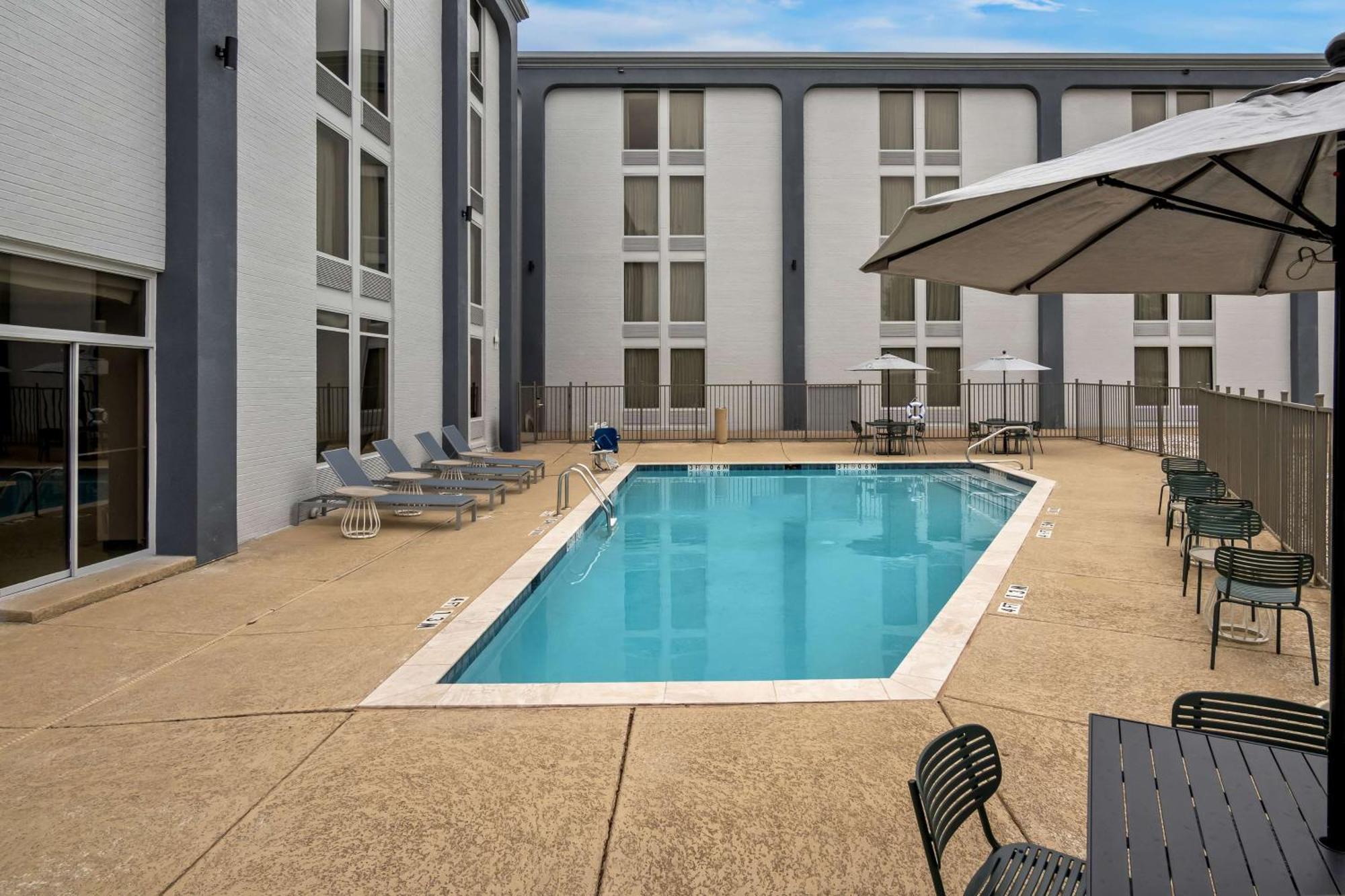 Spark By Hilton Richardson Dallas Экстерьер фото